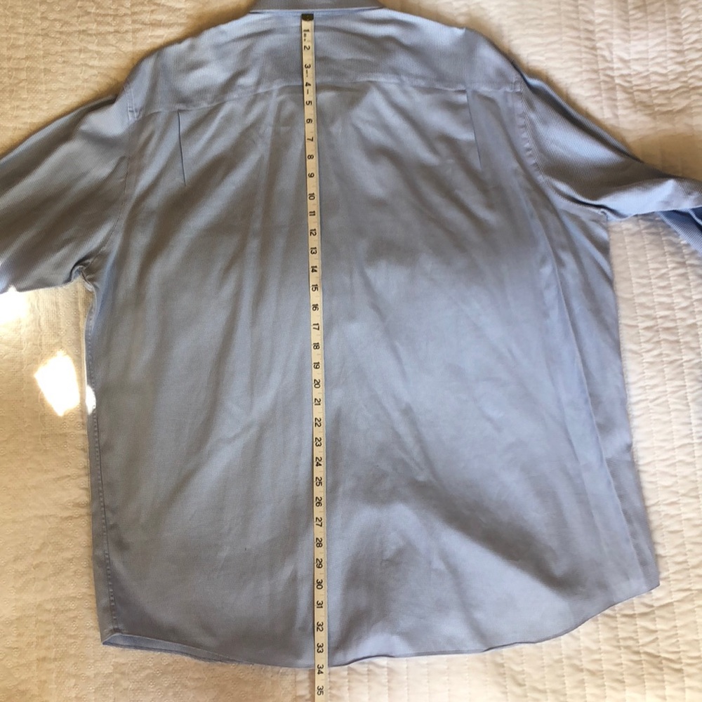 Menβs dress shirt π πππππβοΈβοΈ - Picture 3 of 8